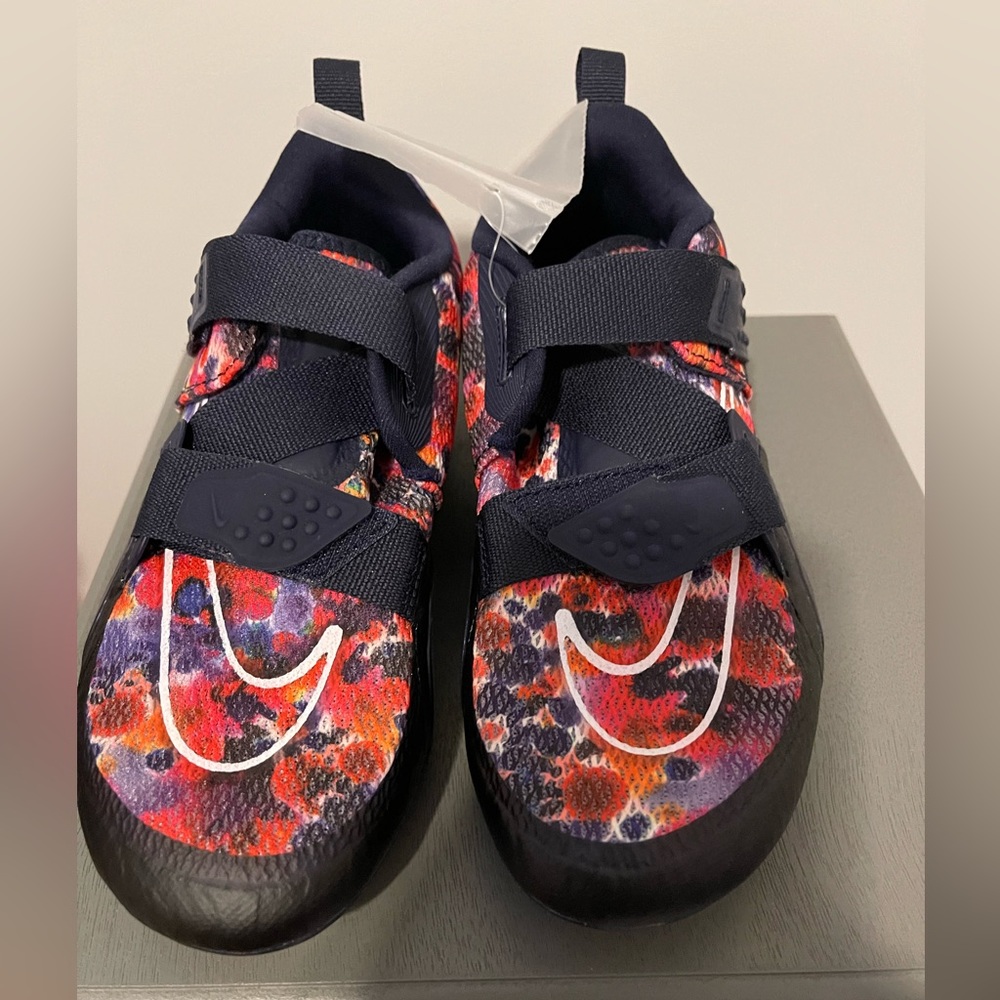 Nike Wmns Superrep Cycle 2 NN Blackened Blue White. New No tags.